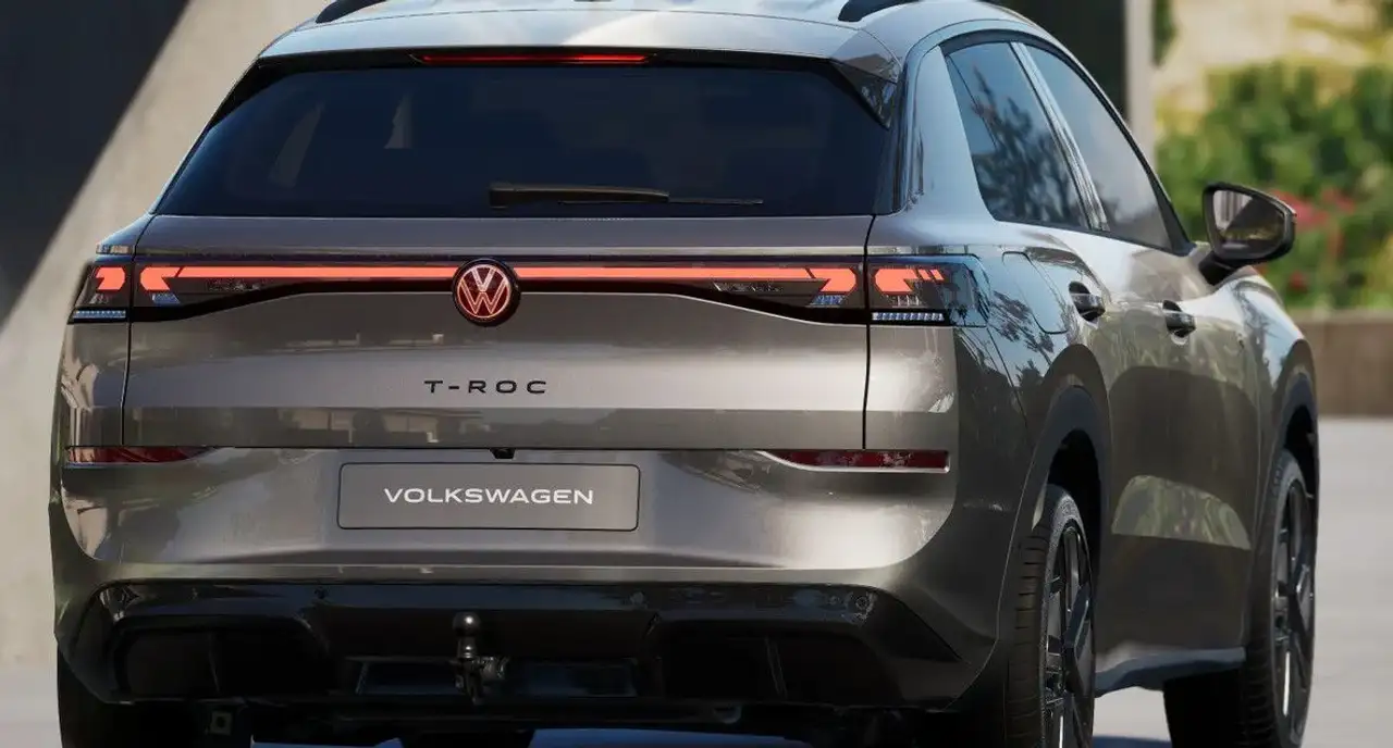 Volkswagen T-Roc 4