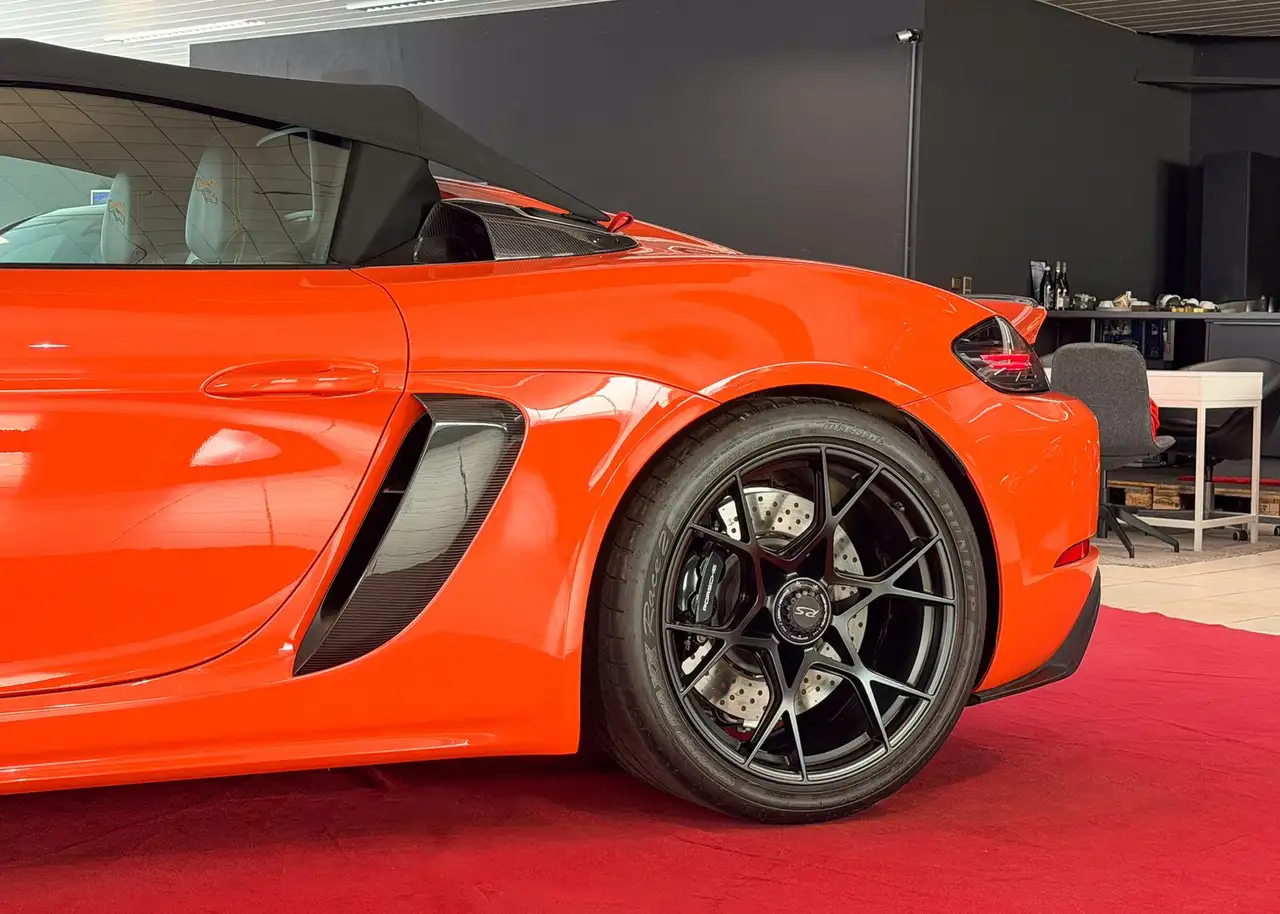 Porsche Boxster 718 11
