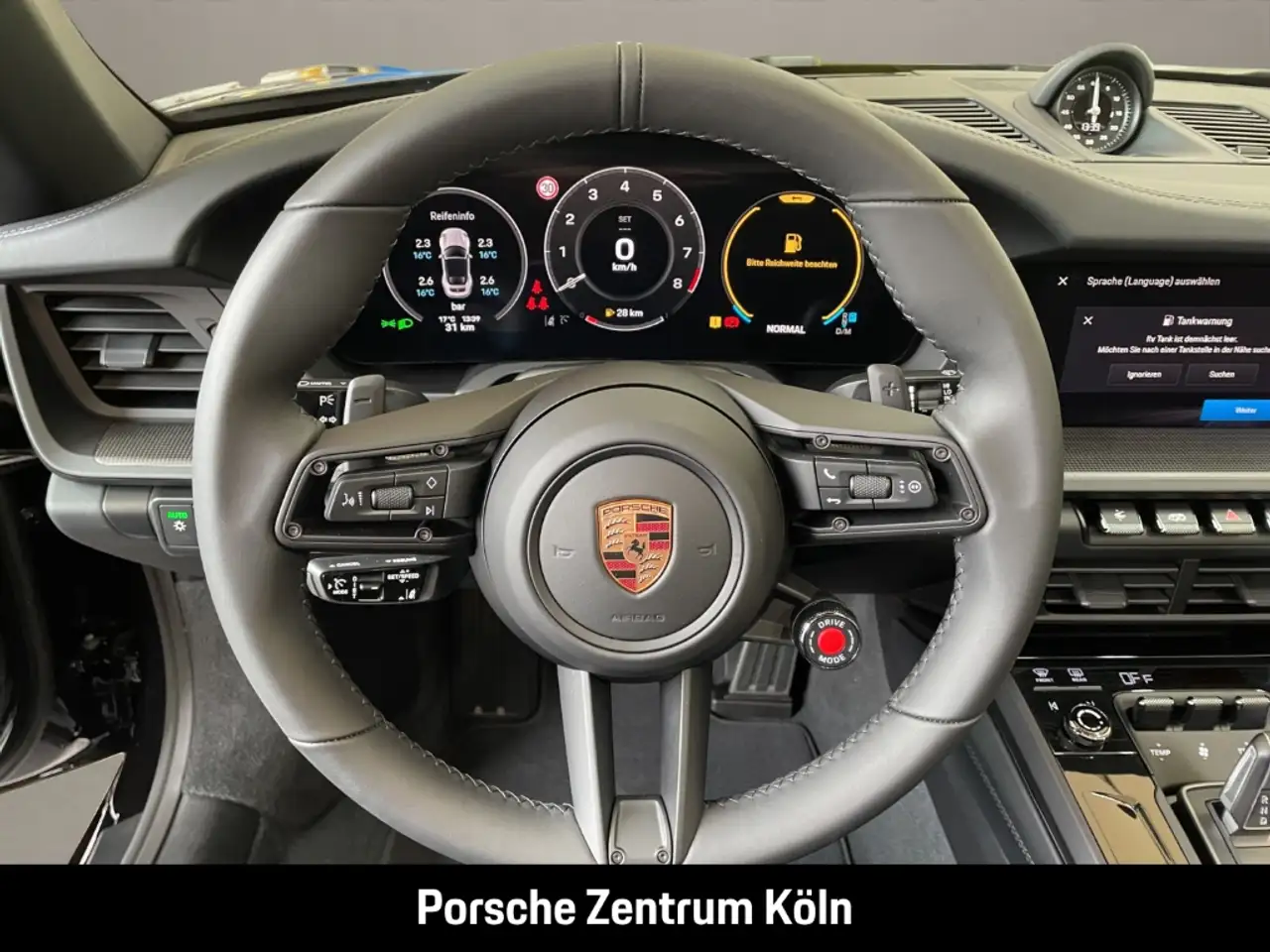 Porsche 992 911 15