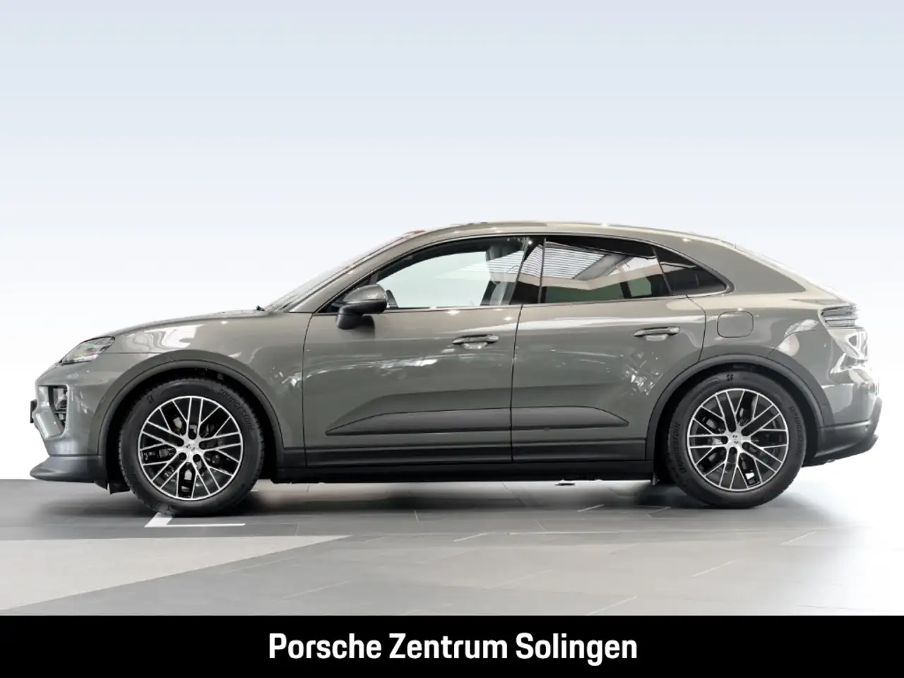 Porsche Macan 4 2