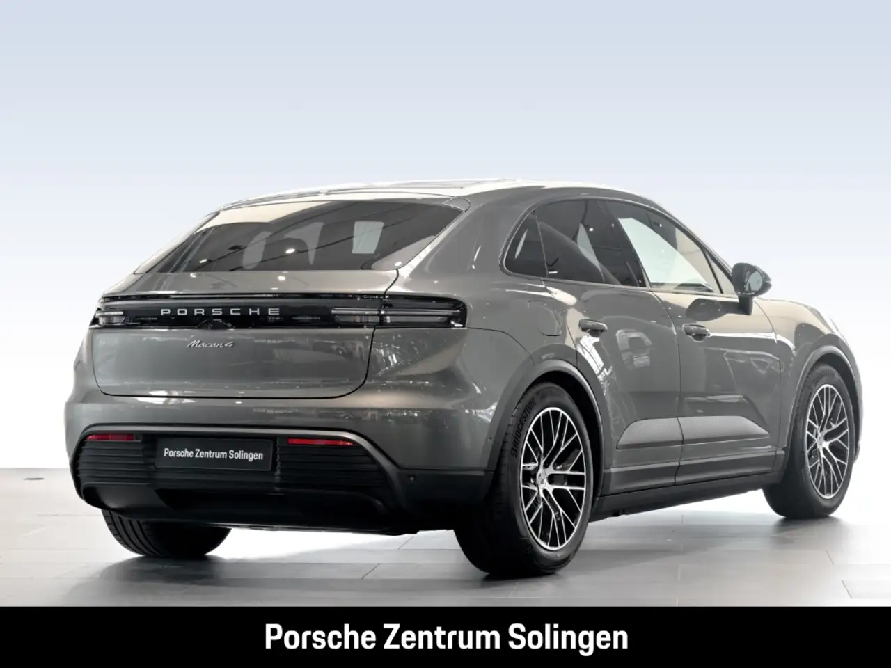 Porsche Macan 4 4