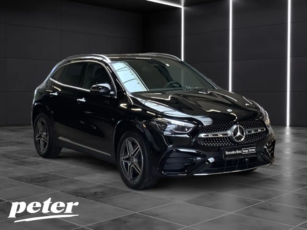 Mercedes-Benz GLA 200 3