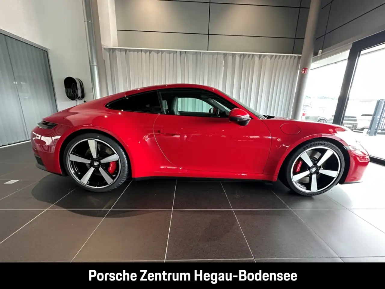 Porsche 992 911 3