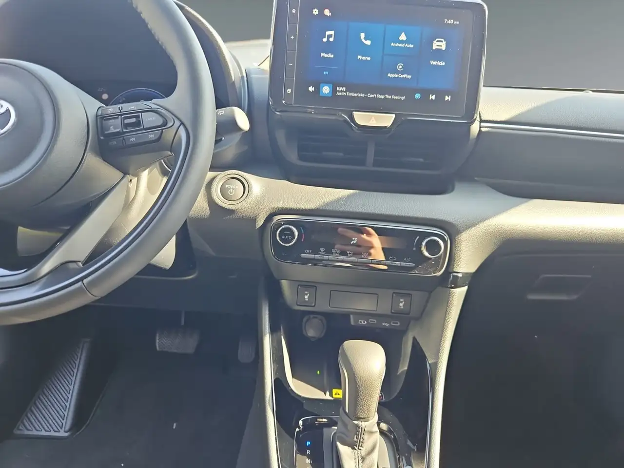 Toyota Yaris 12