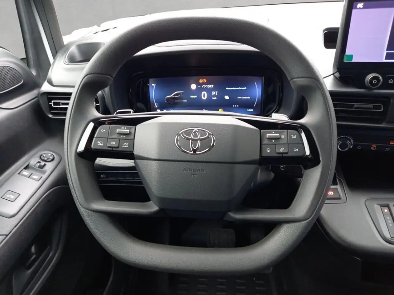 Toyota Proace 12