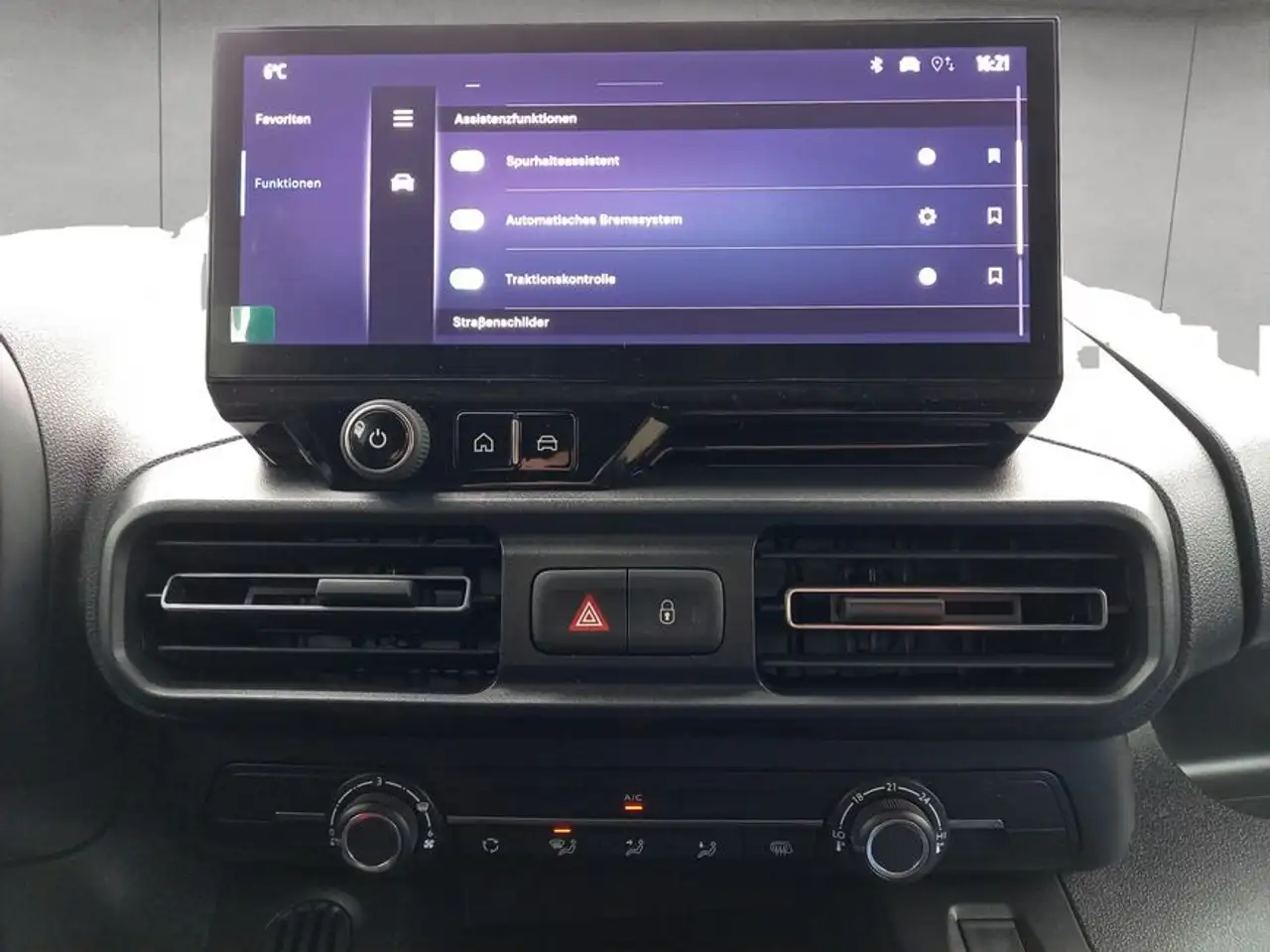 Toyota Proace 16