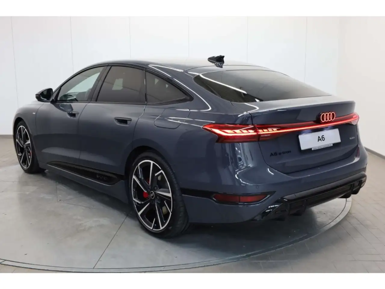 Audi A6 4