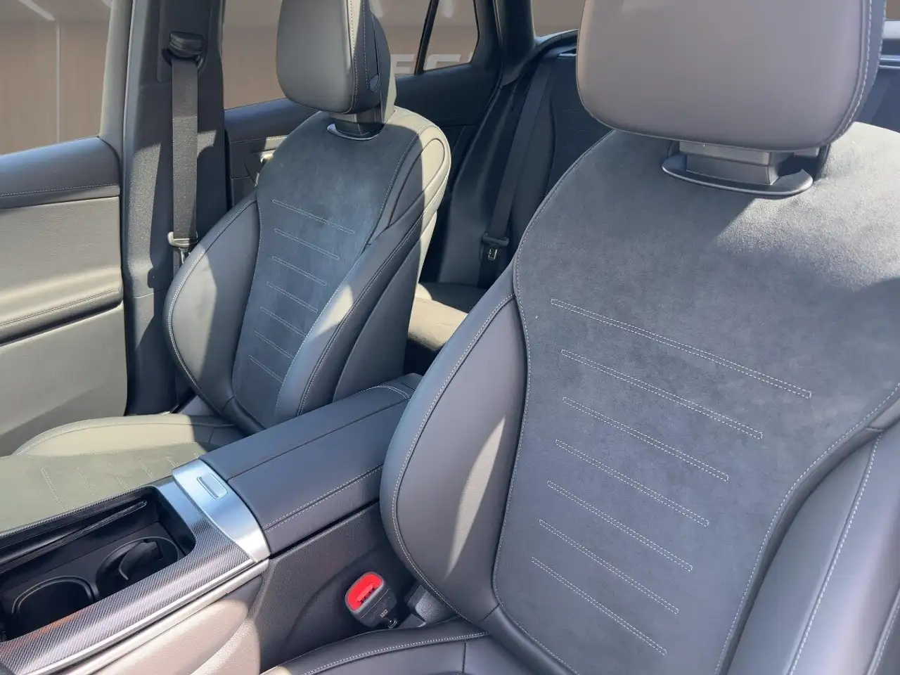 Mercedes-Benz GLC 200 12
