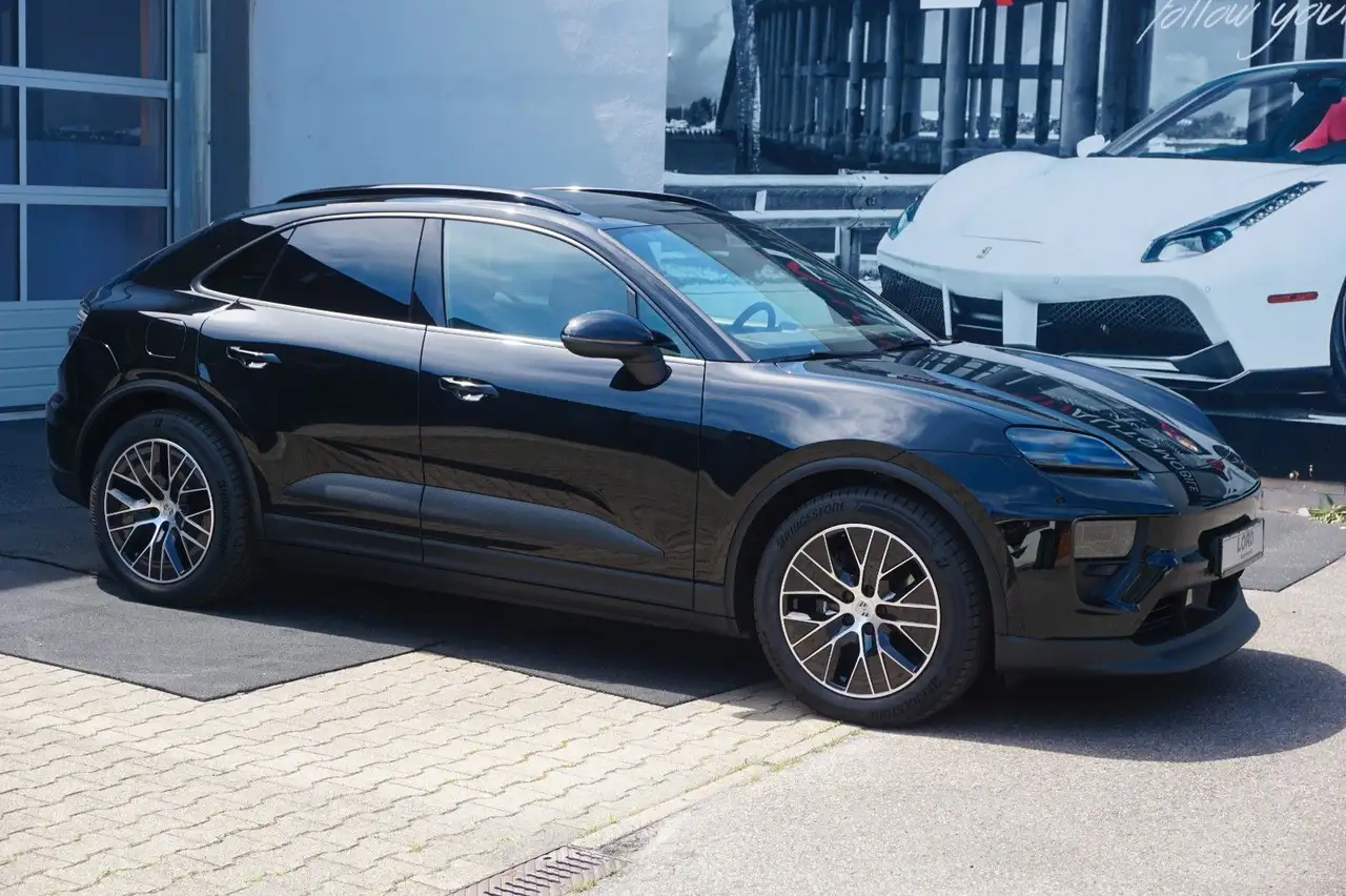 Porsche Macan 10