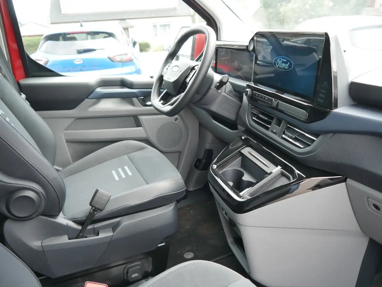 Ford Tourneo 9