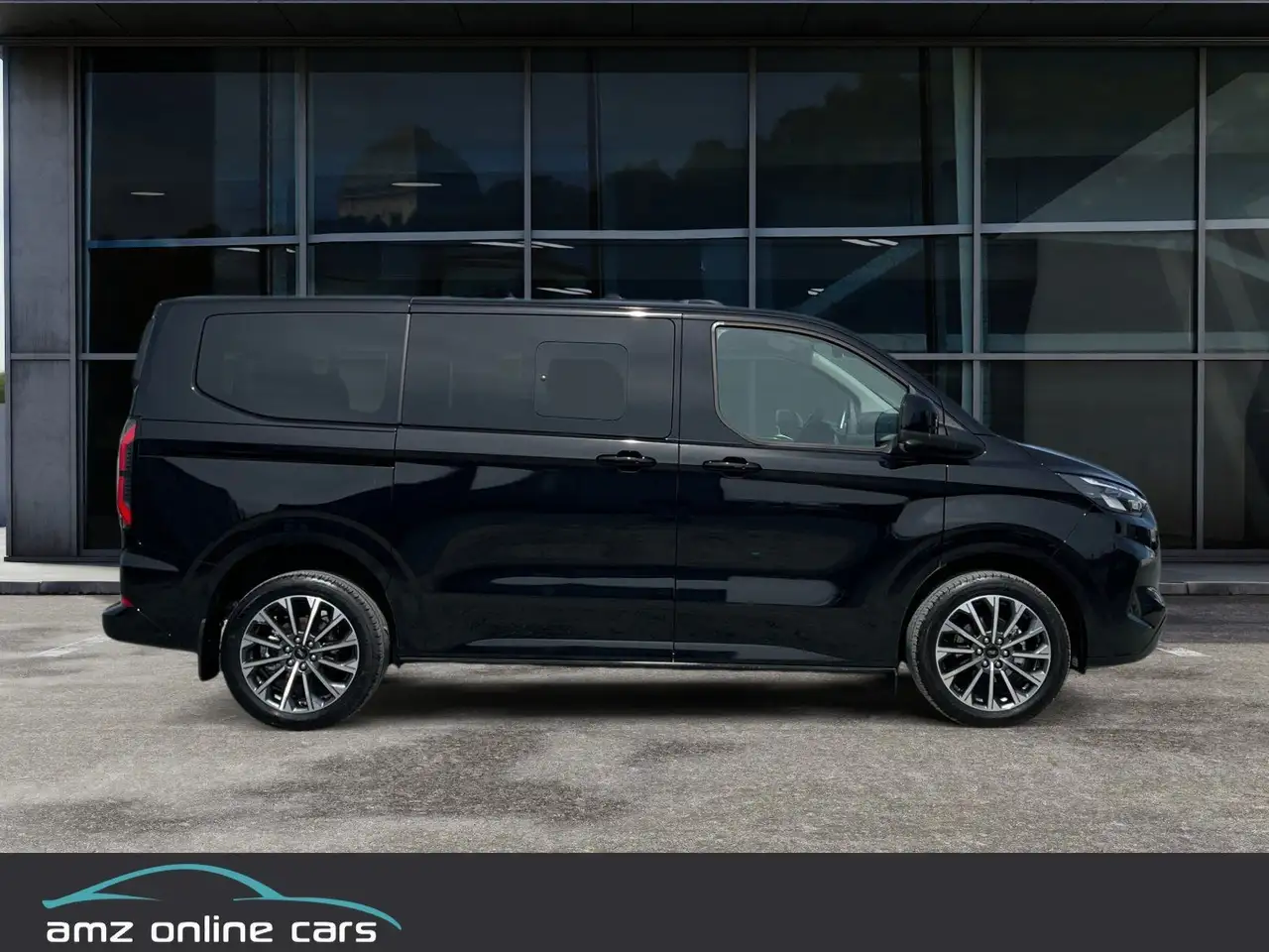 Ford Tourneo 4