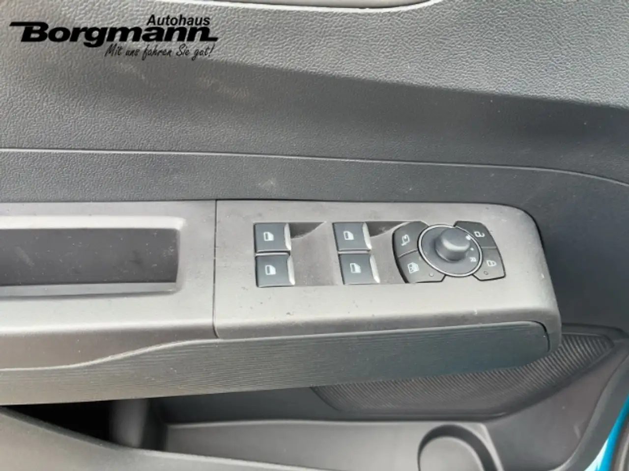 Ford Tourneo 11