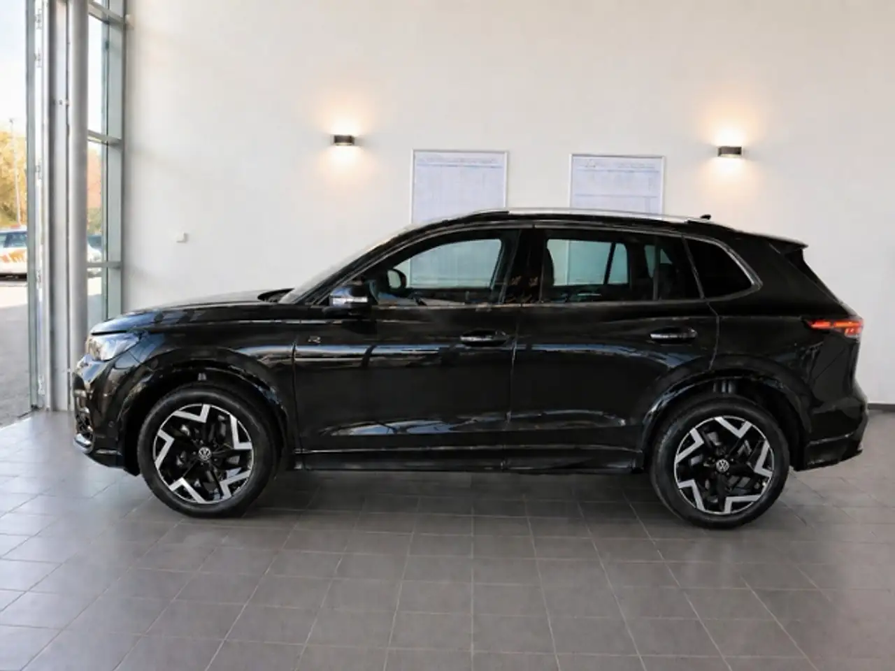 Volkswagen Tiguan 8