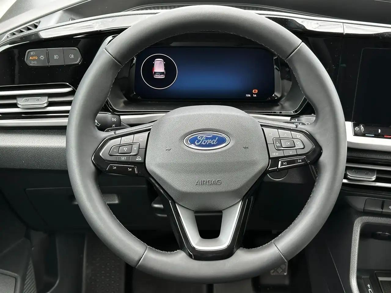 Ford Transit 16