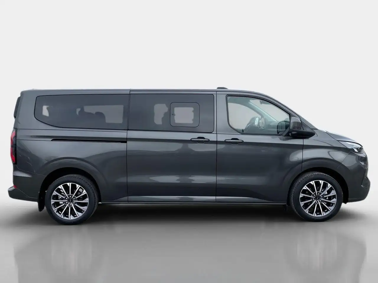 Ford Tourneo 6