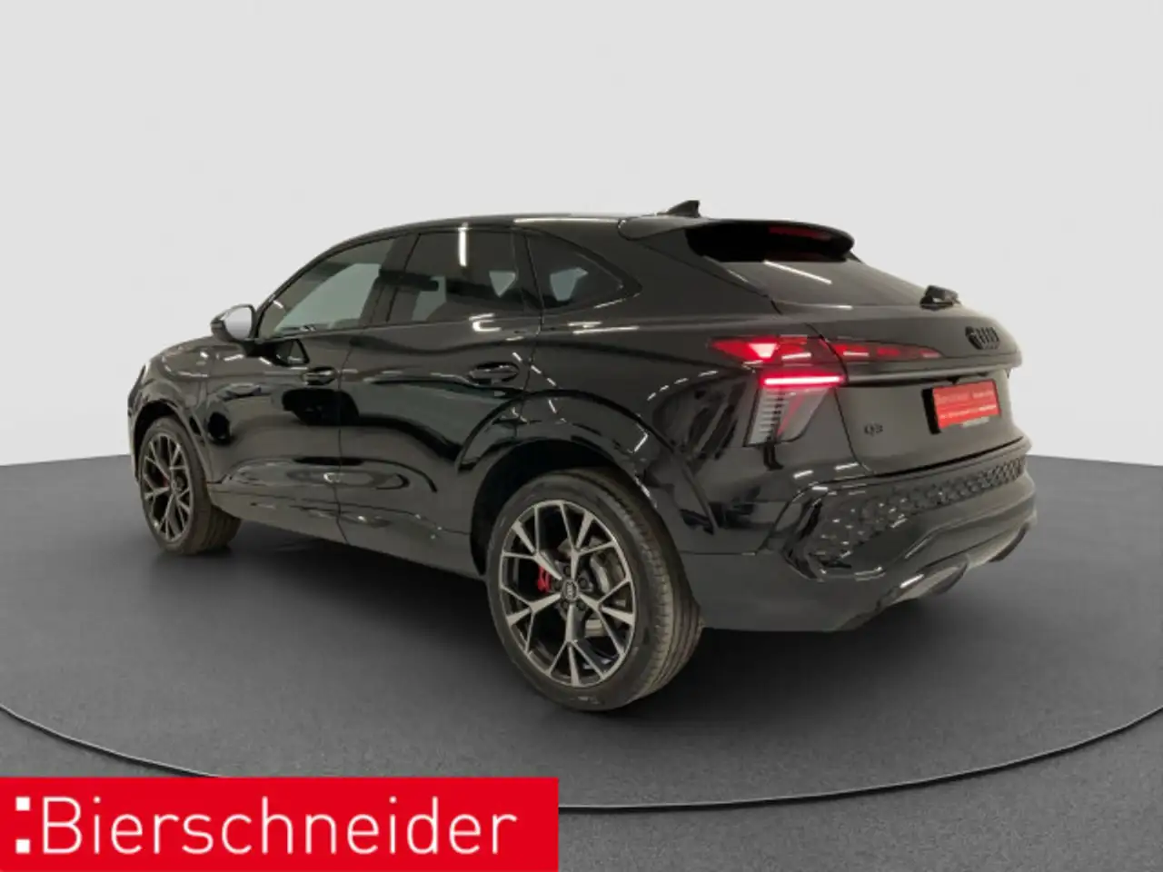 Audi Q3 7