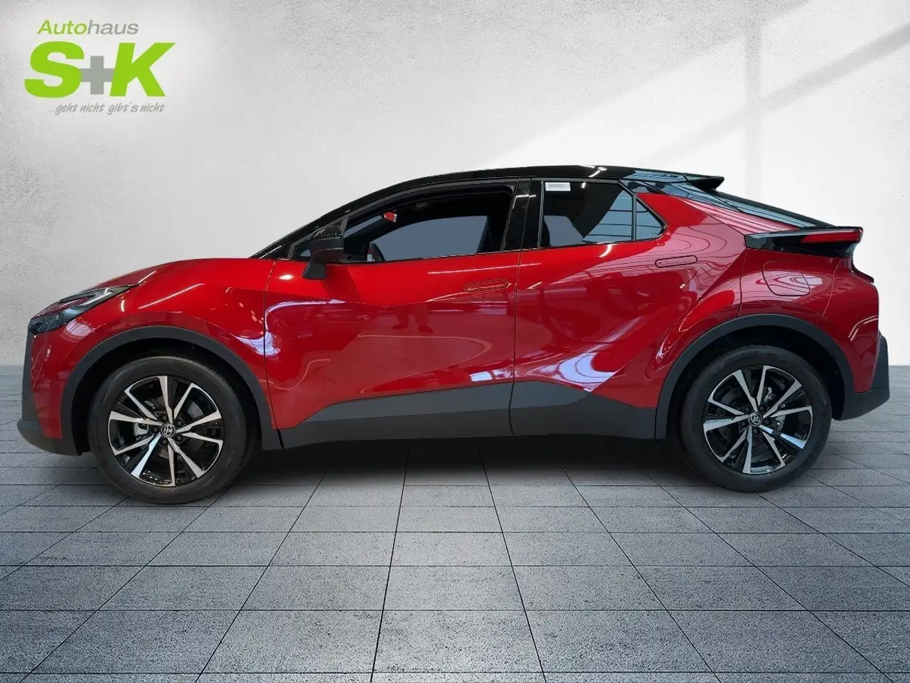 Toyota C-HR 2
