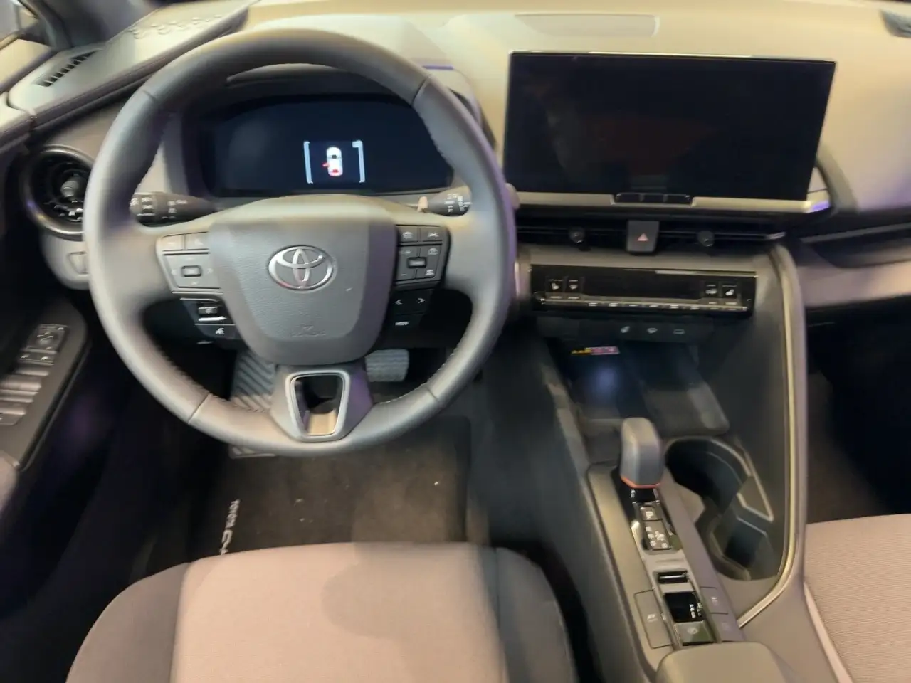 Toyota C-HR 7