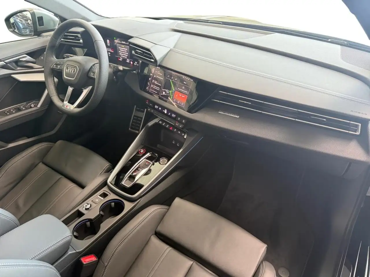 Audi S3 4