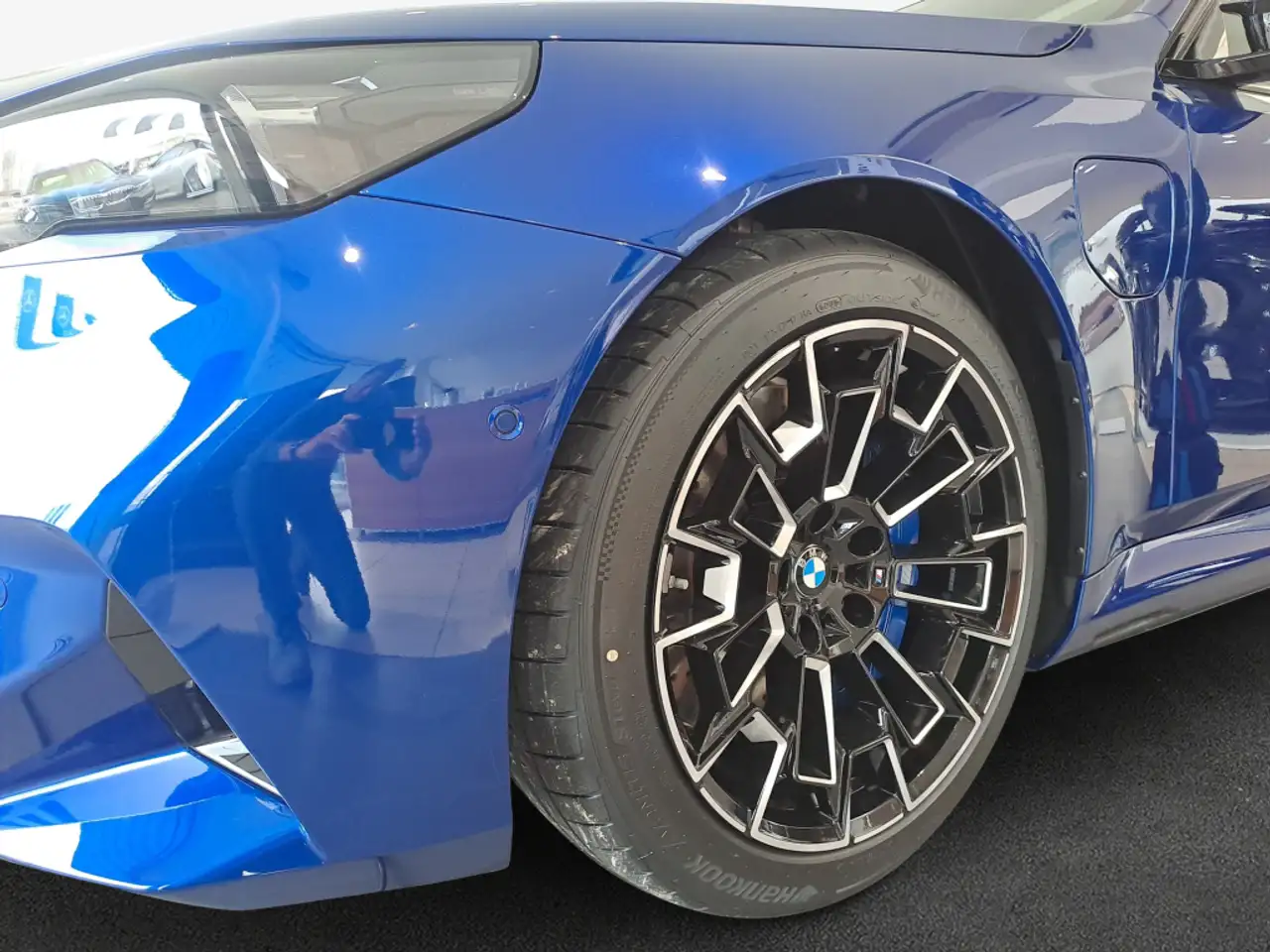 BMW M5 7