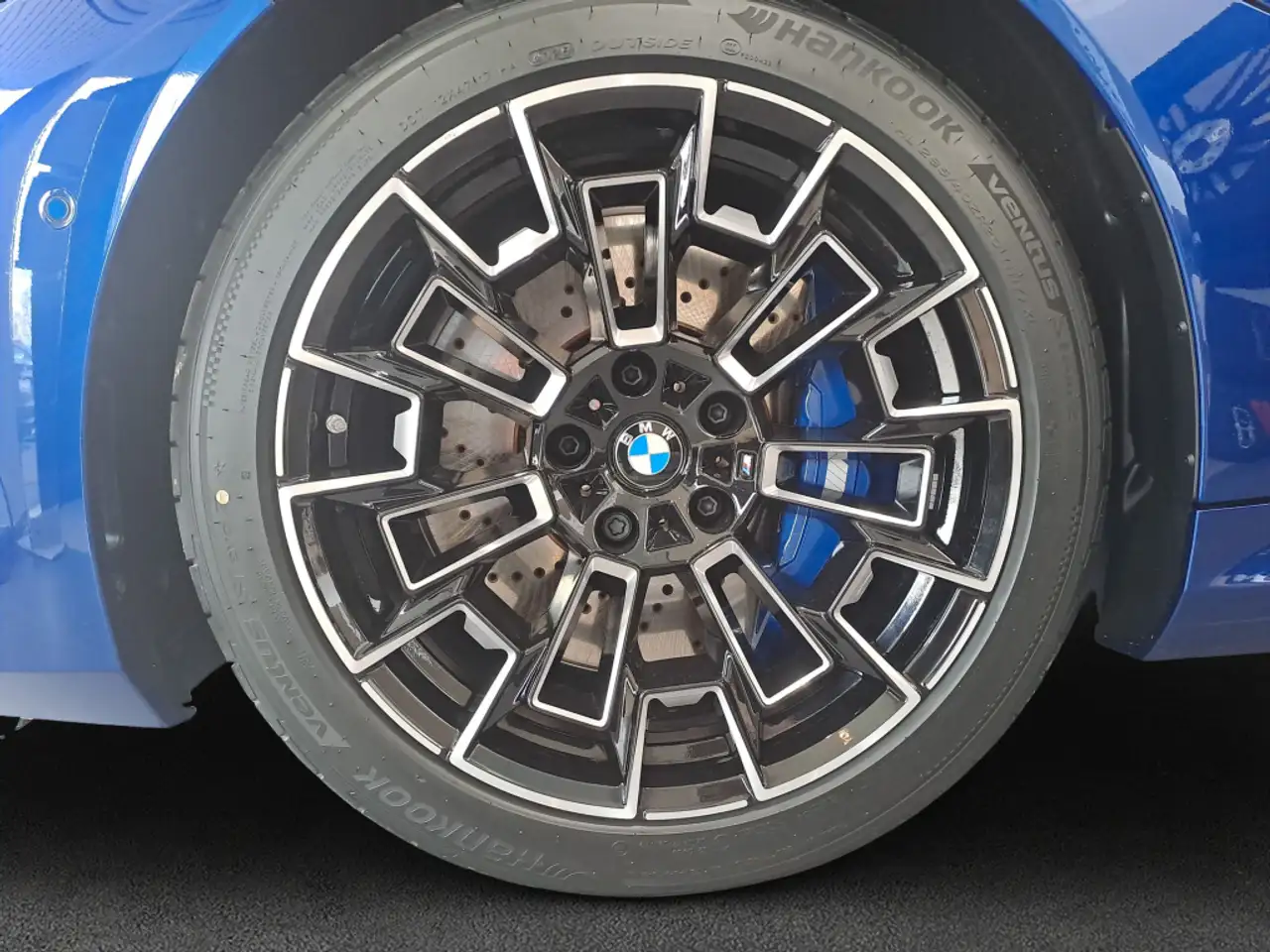 BMW M5 8