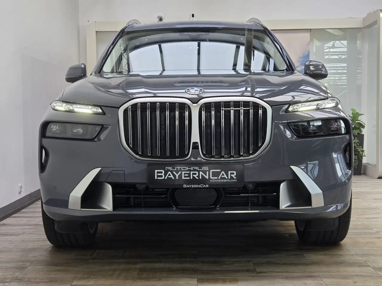 BMW X7 2