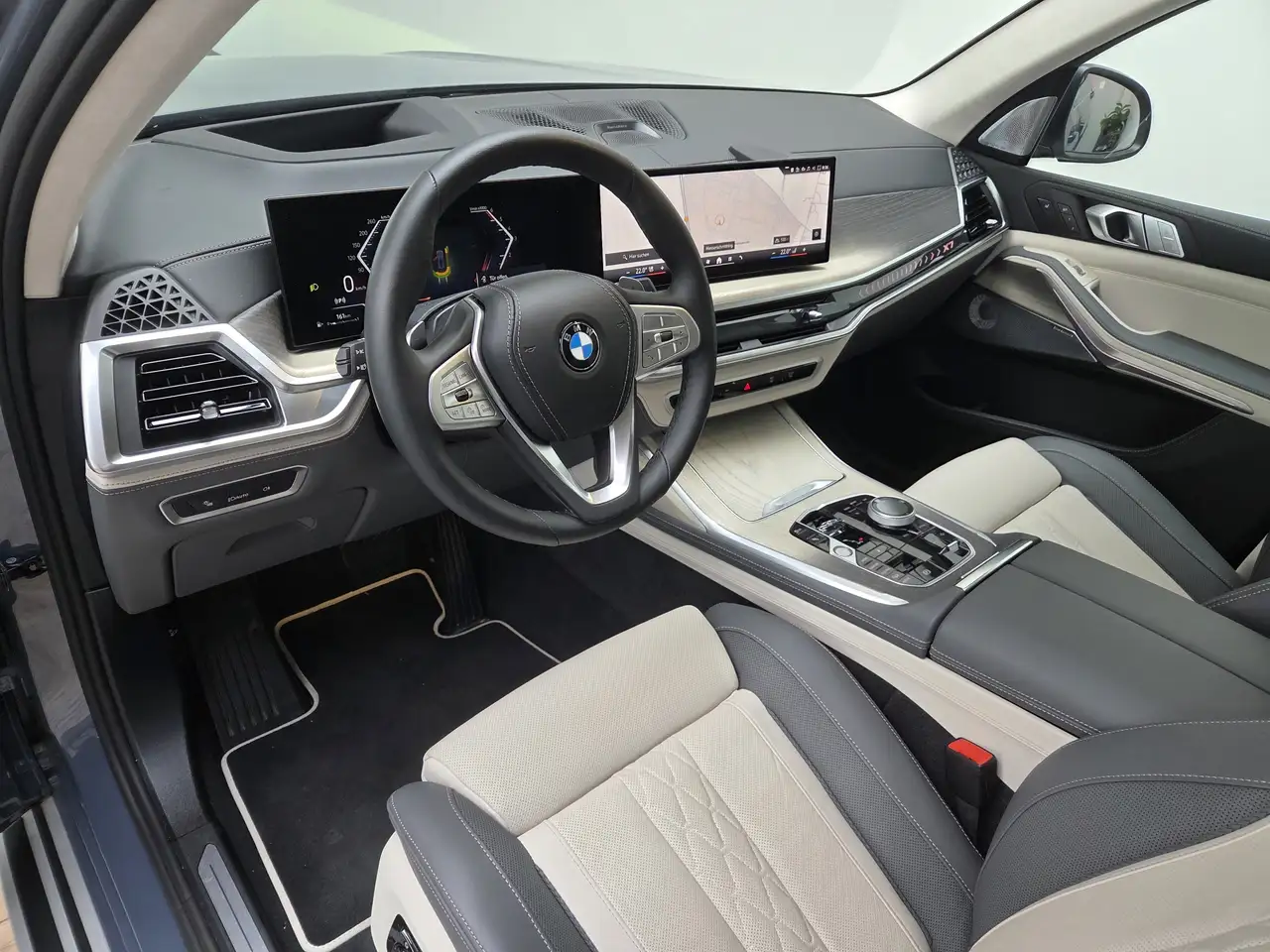 BMW X7 8