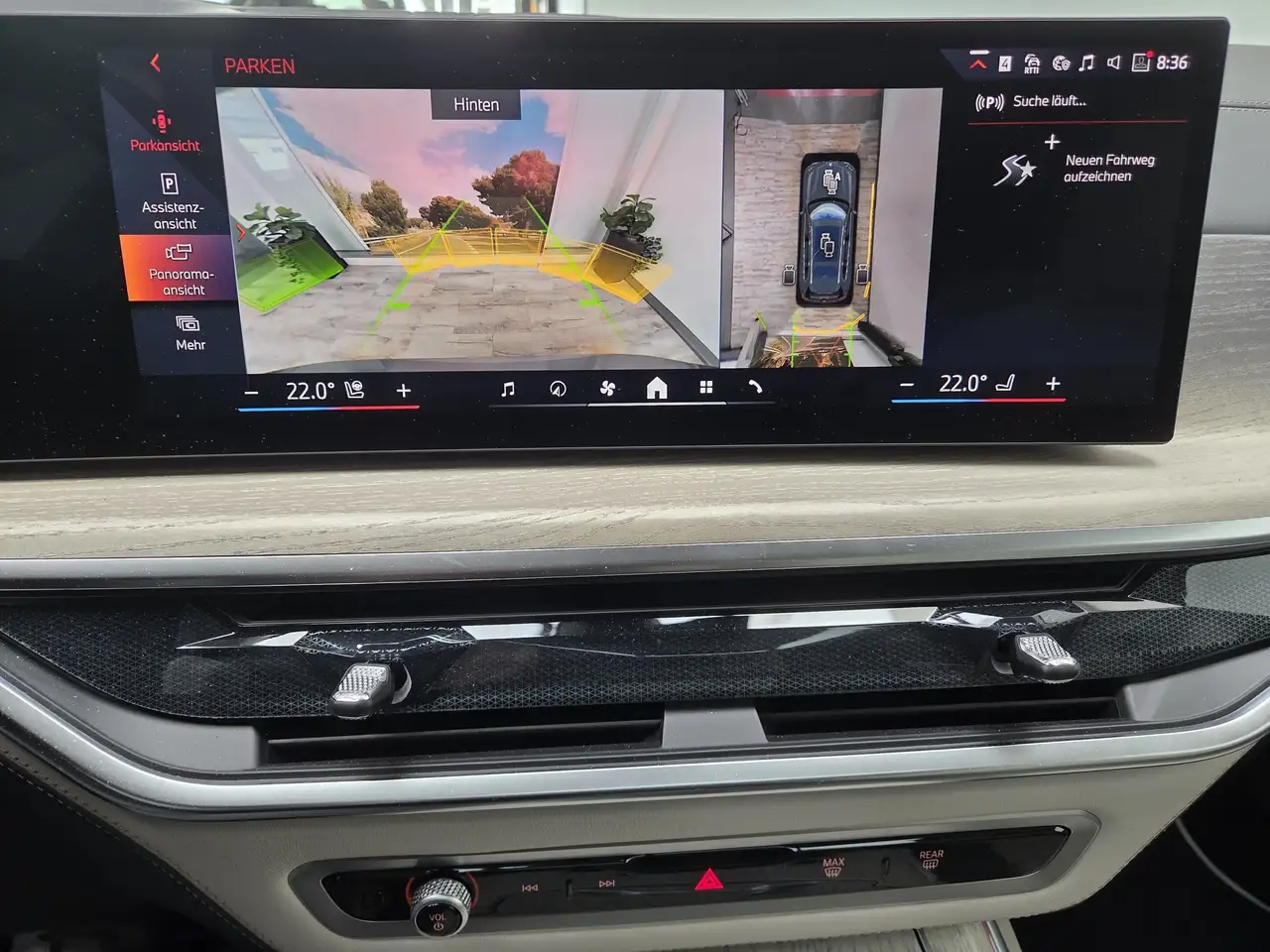 BMW X7 13