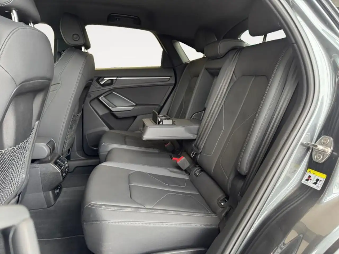 Audi Q3 35 8