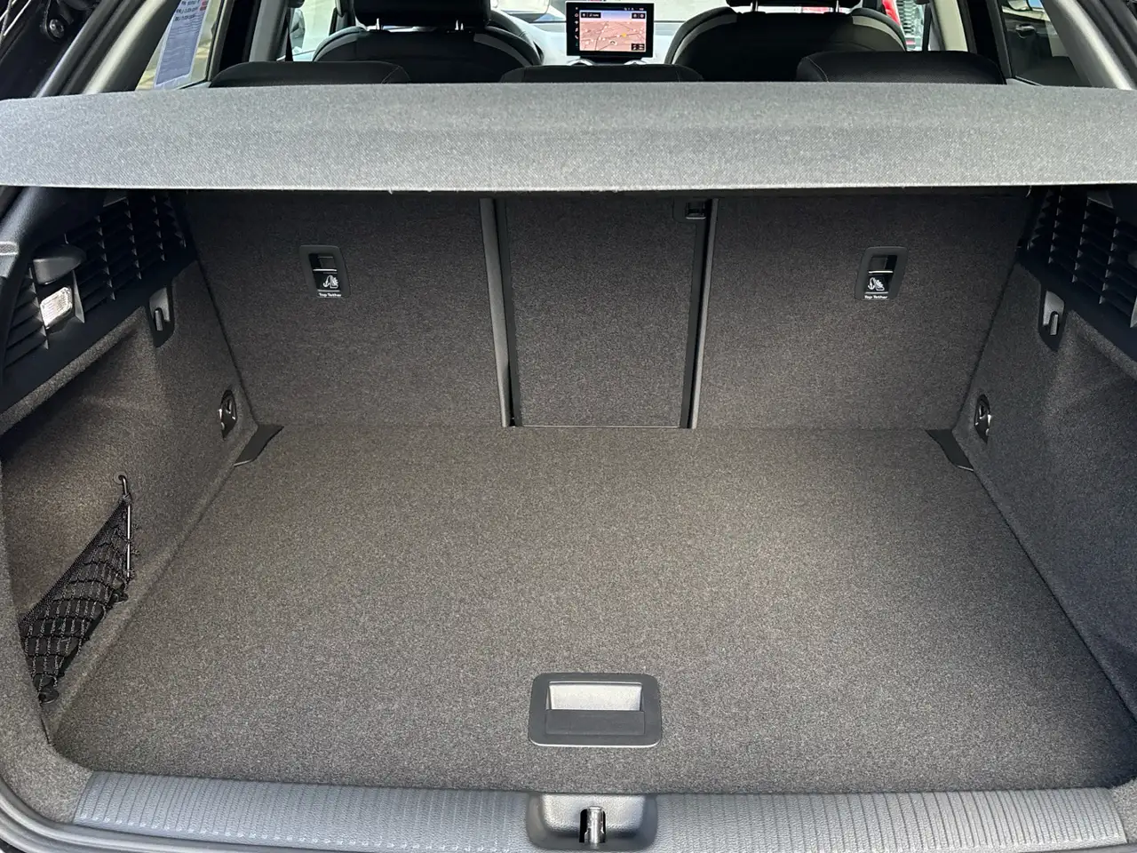 Audi Q2 13