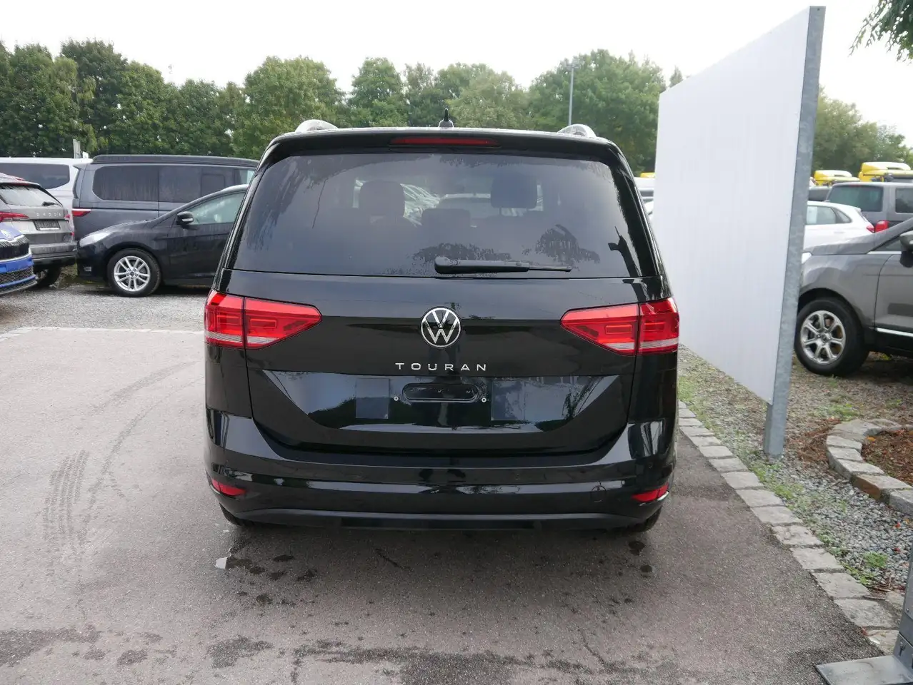 Volkswagen Touran 2