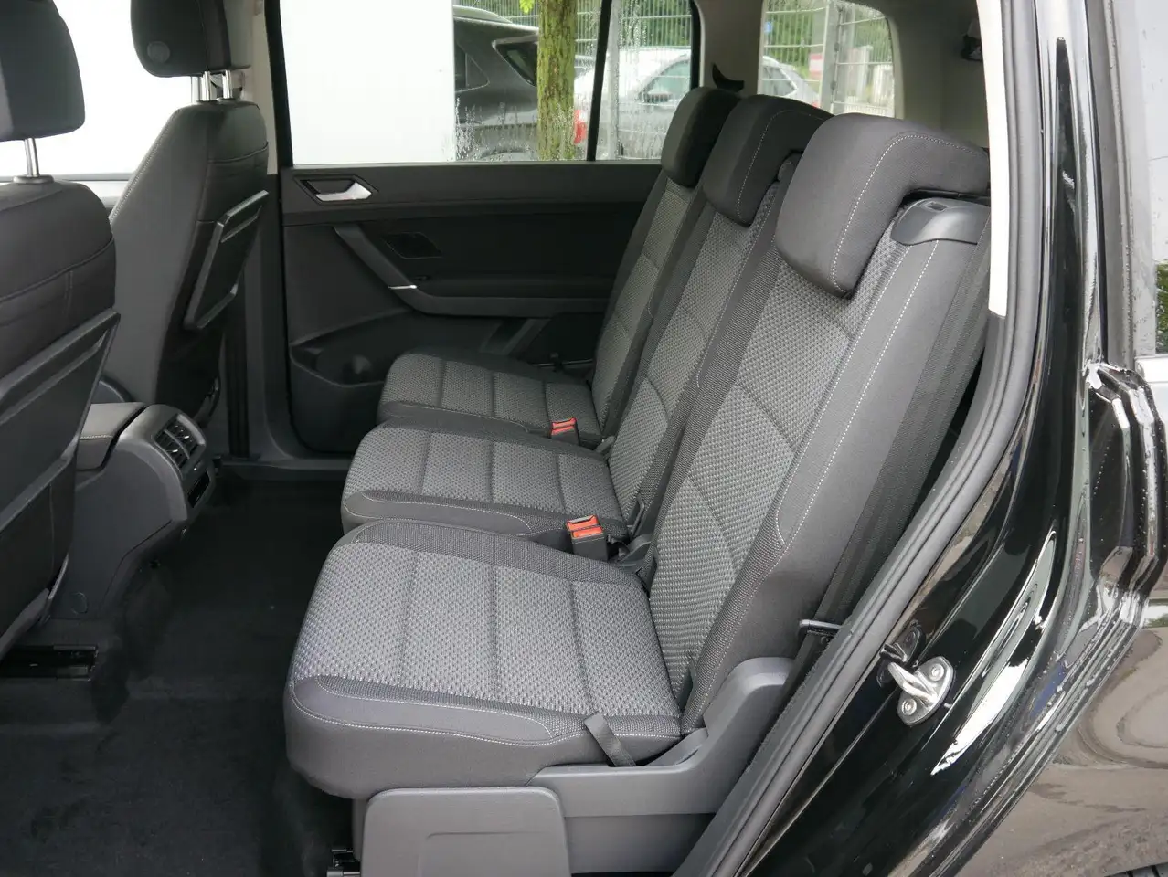 Volkswagen Touran 10