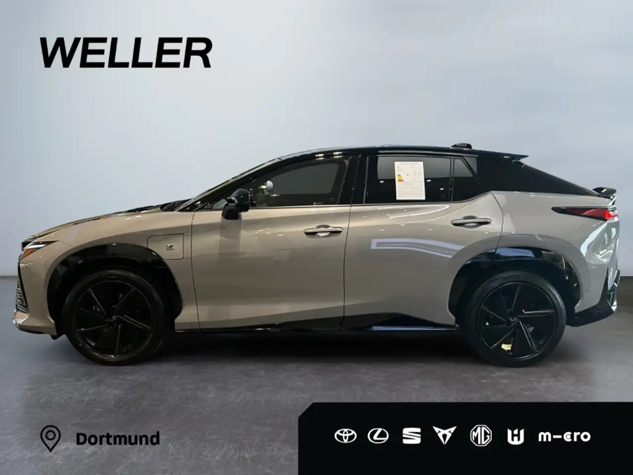 Lexus RZ 5
