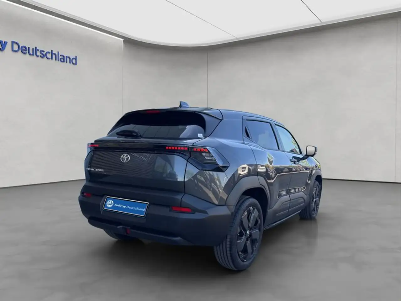 Toyota Urban 7