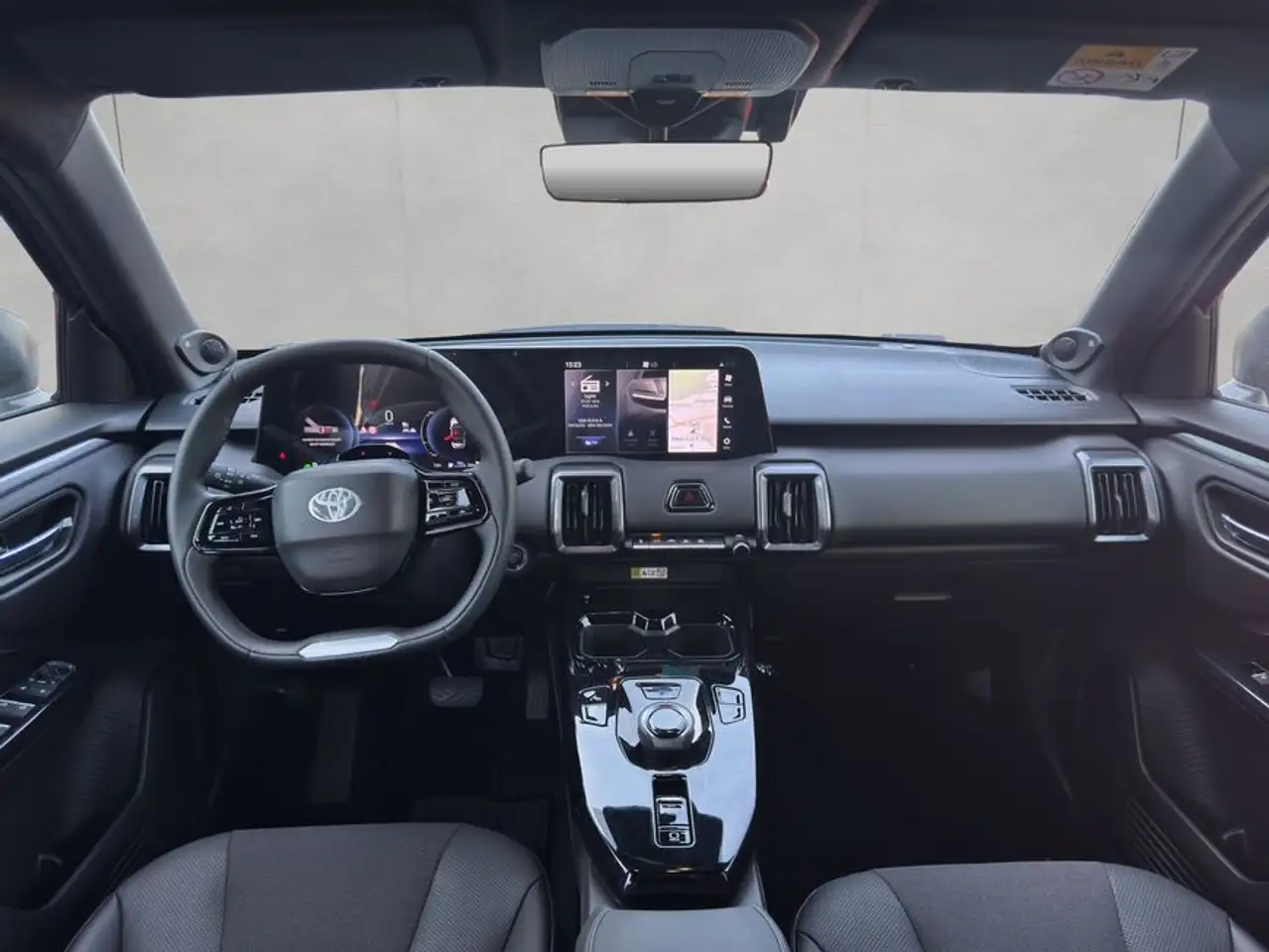 Toyota Urban 14