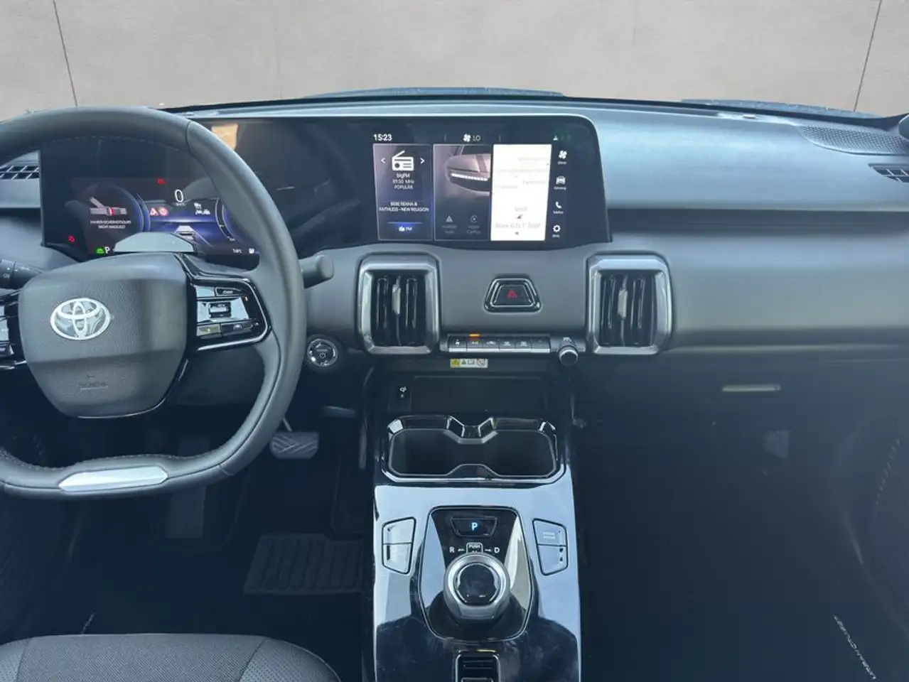 Toyota Urban 15