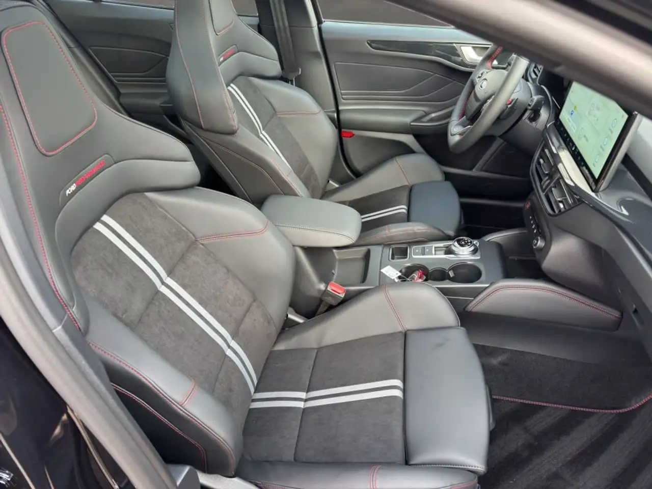 Ford Focus 14