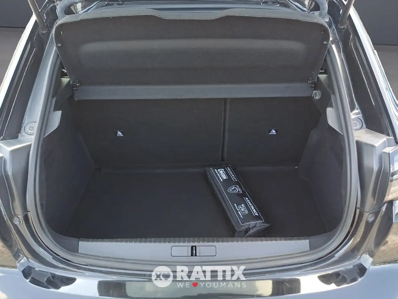 Peugeot 208 6