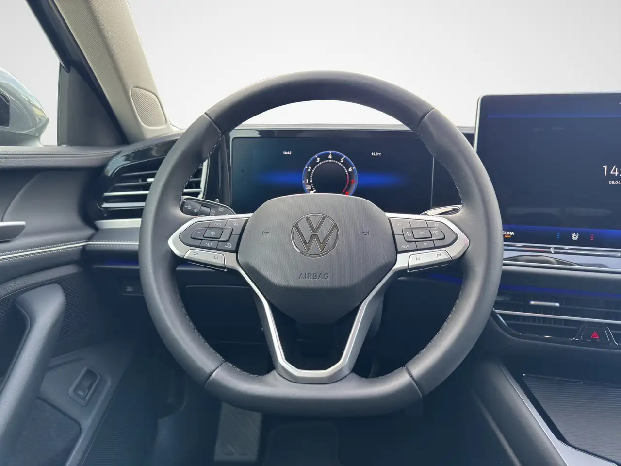 Volkswagen Passat 10