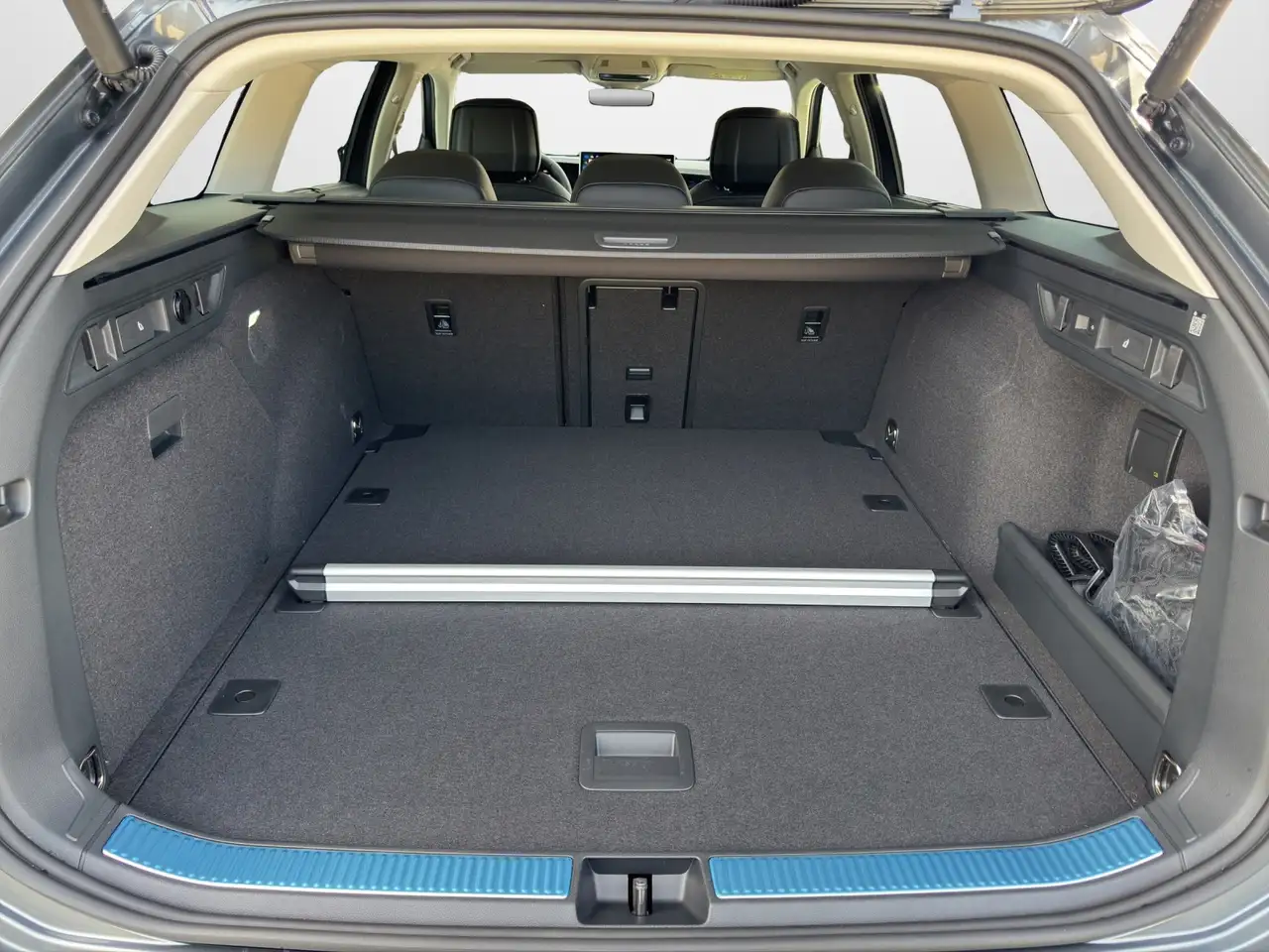 Volkswagen Passat 13
