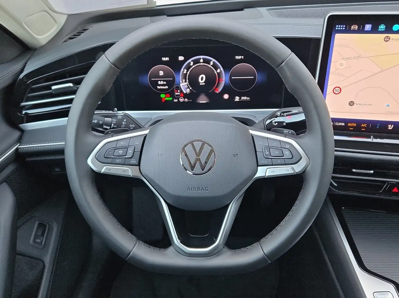 Volkswagen Passat 10