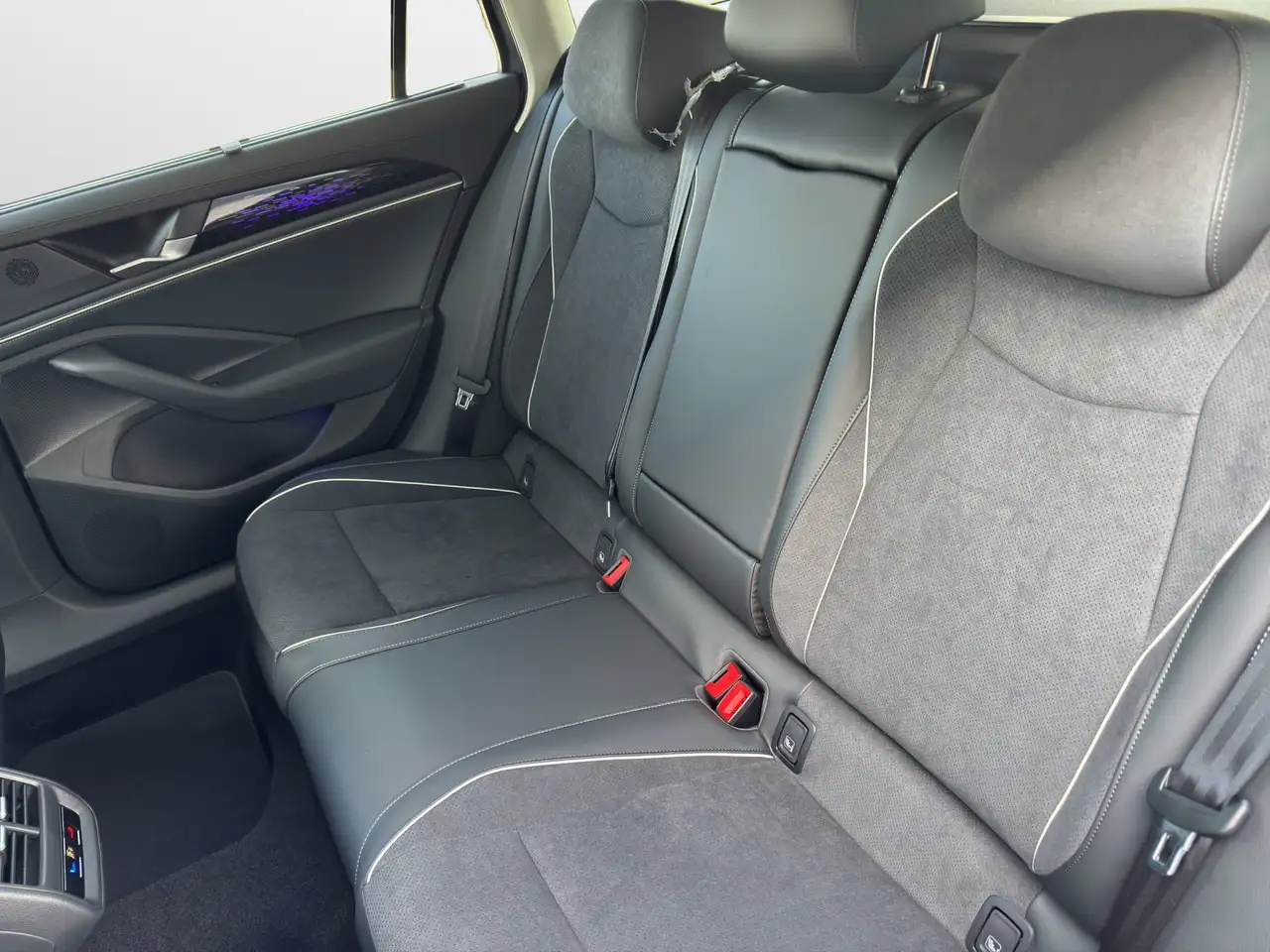 Volkswagen Passat 12