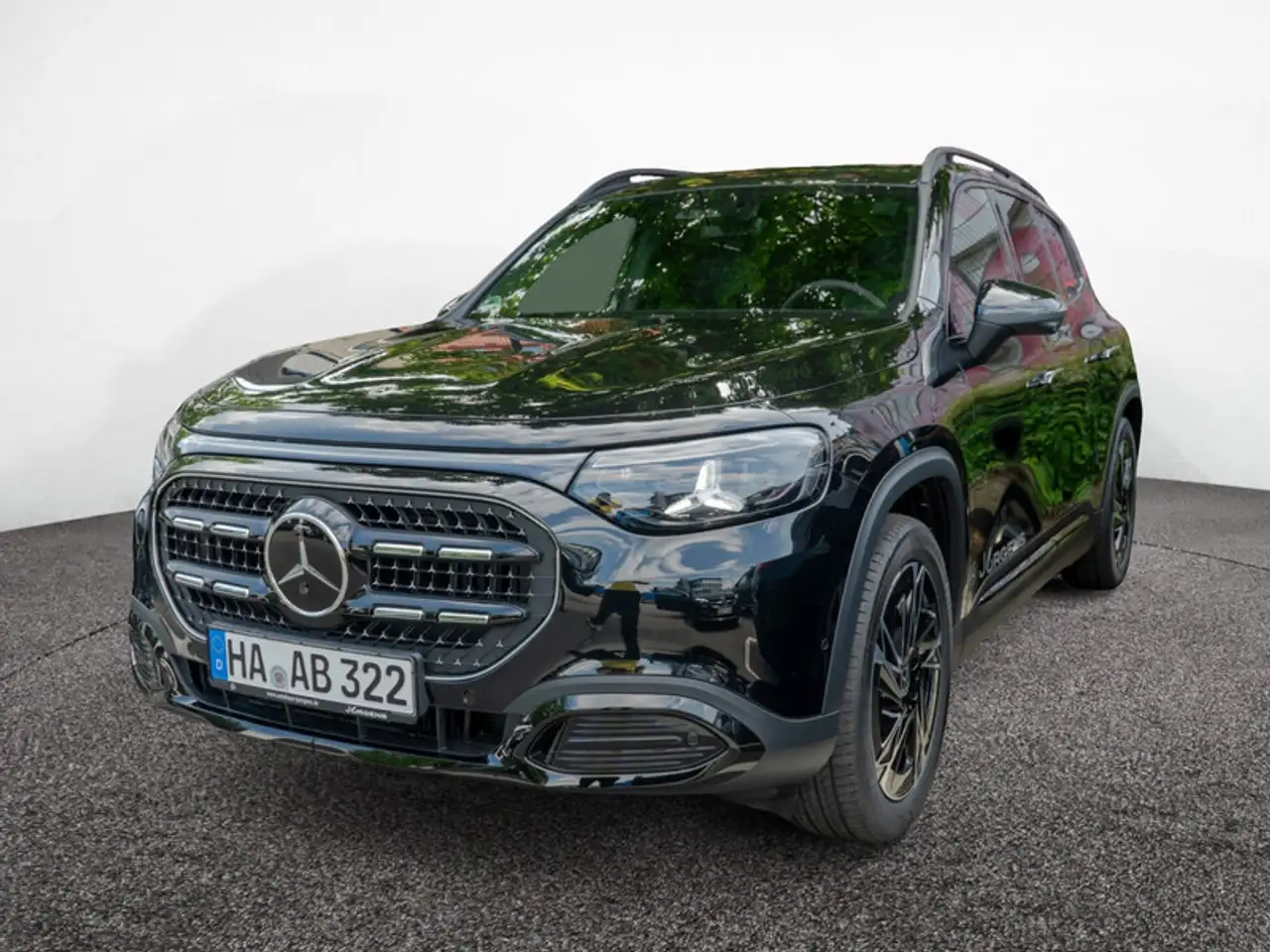 Mercedes-Benz GLB 200 2