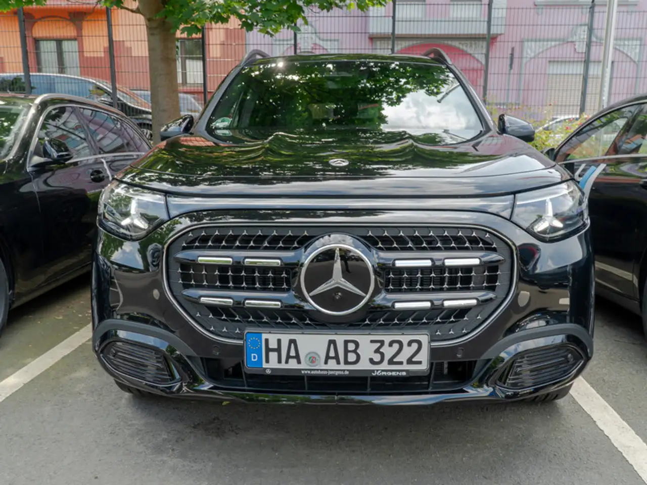 Mercedes-Benz GLB 200 3