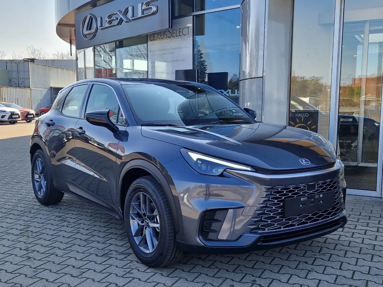 Lexus LBX 2