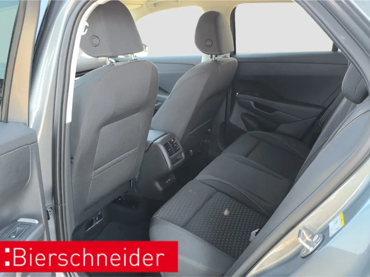 Volkswagen T-Roc 16