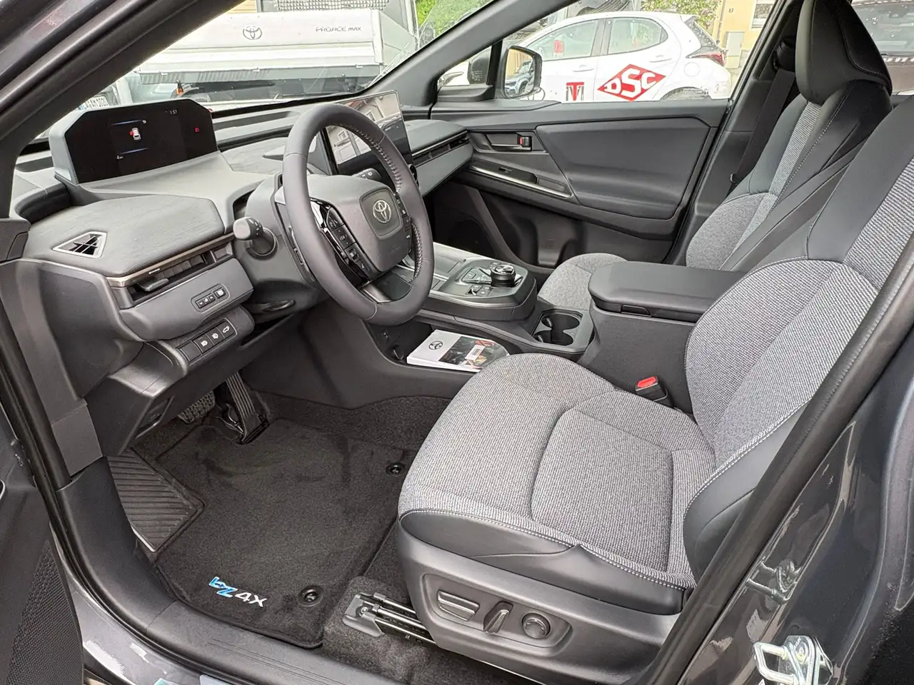 Toyota bZ4X 7
