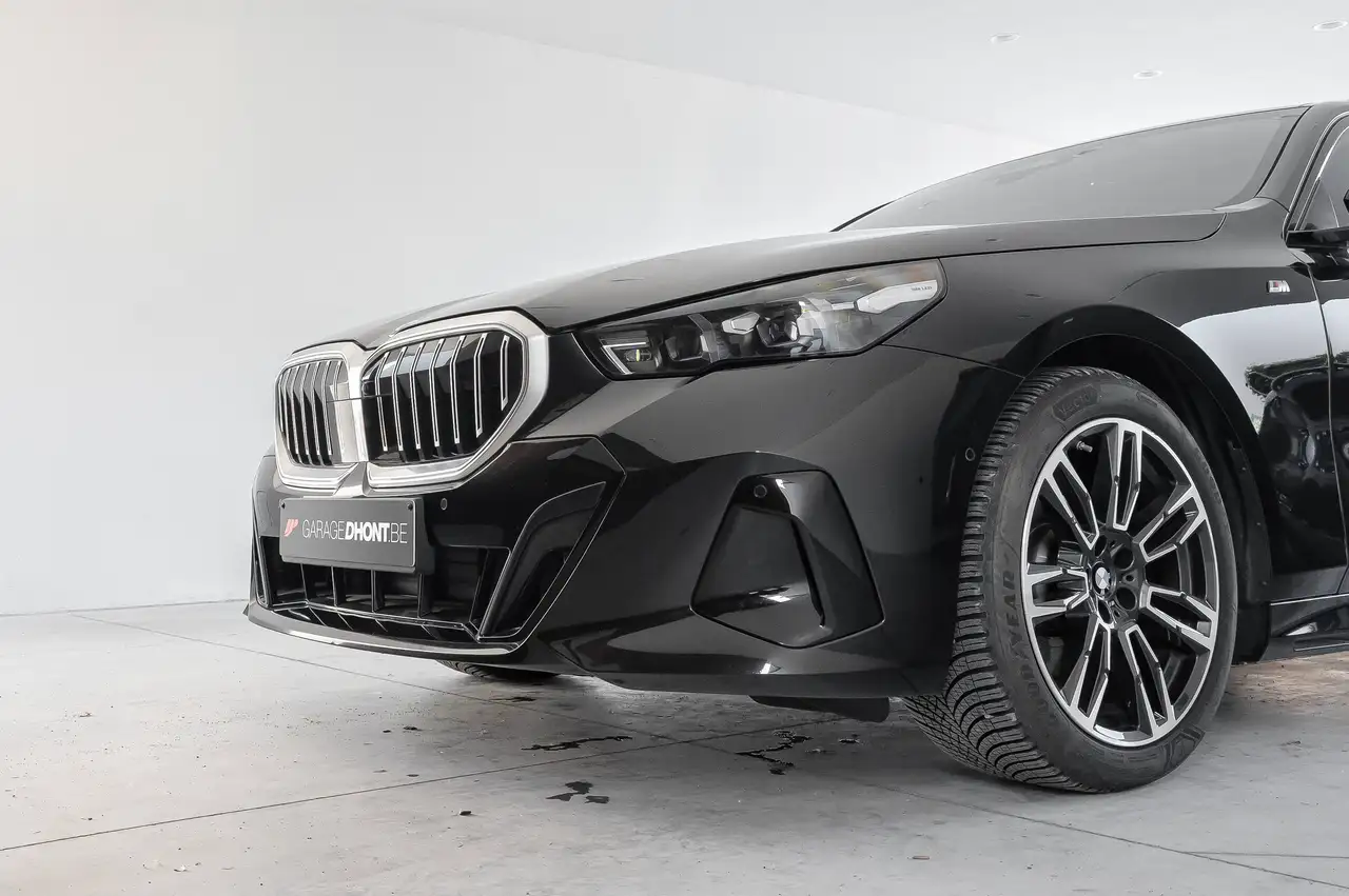 BMW 520 i 8