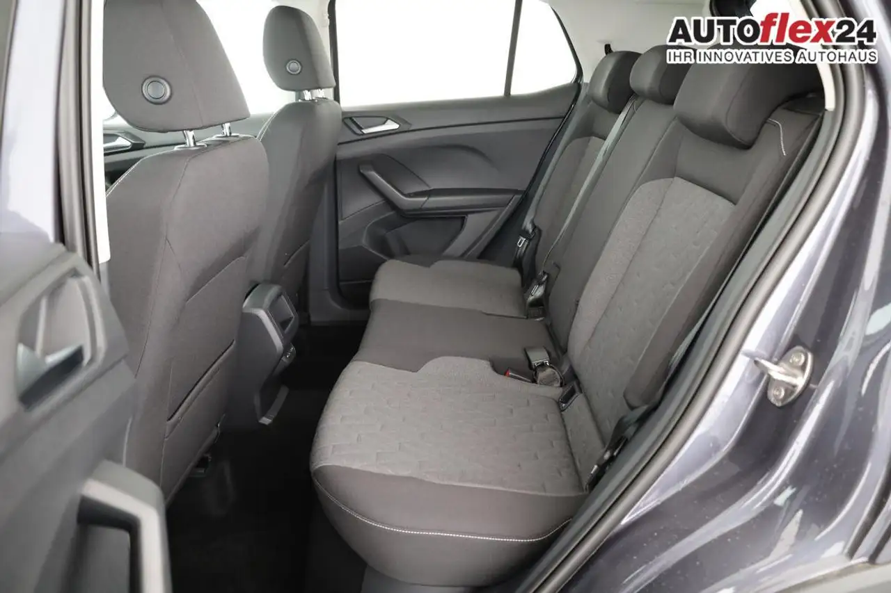 Volkswagen T-Cross 10