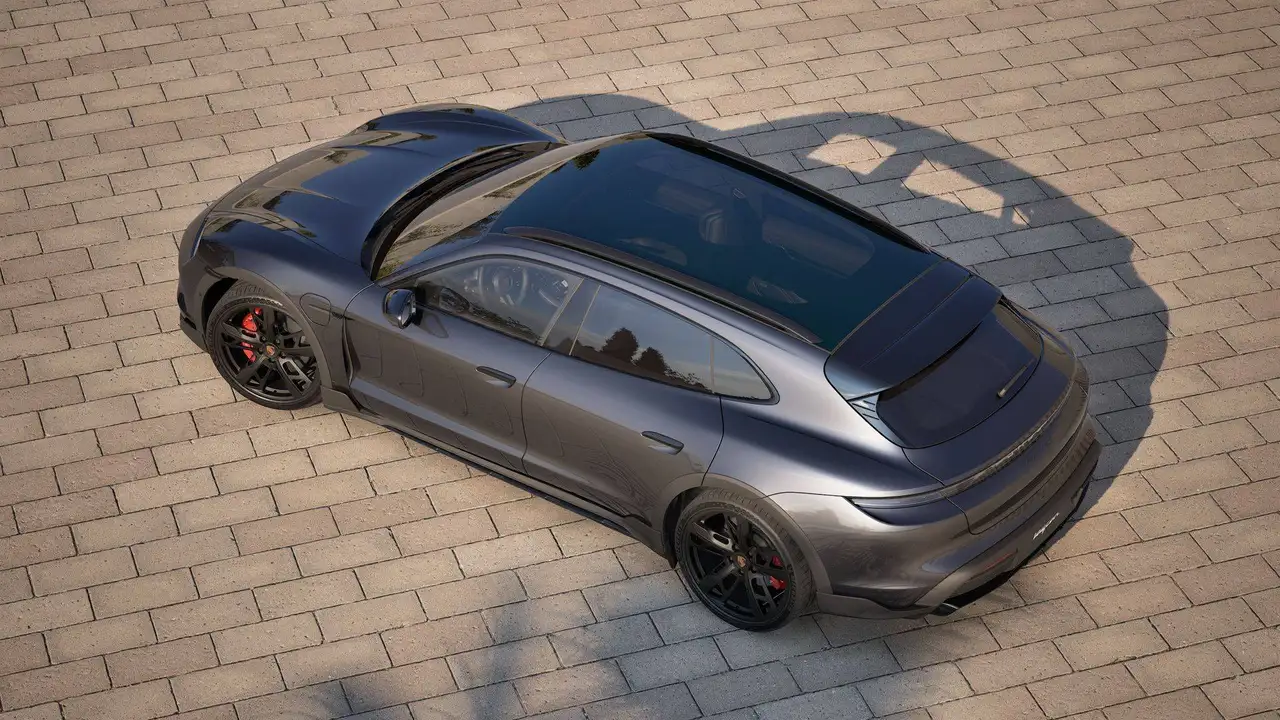Porsche Taycan 4